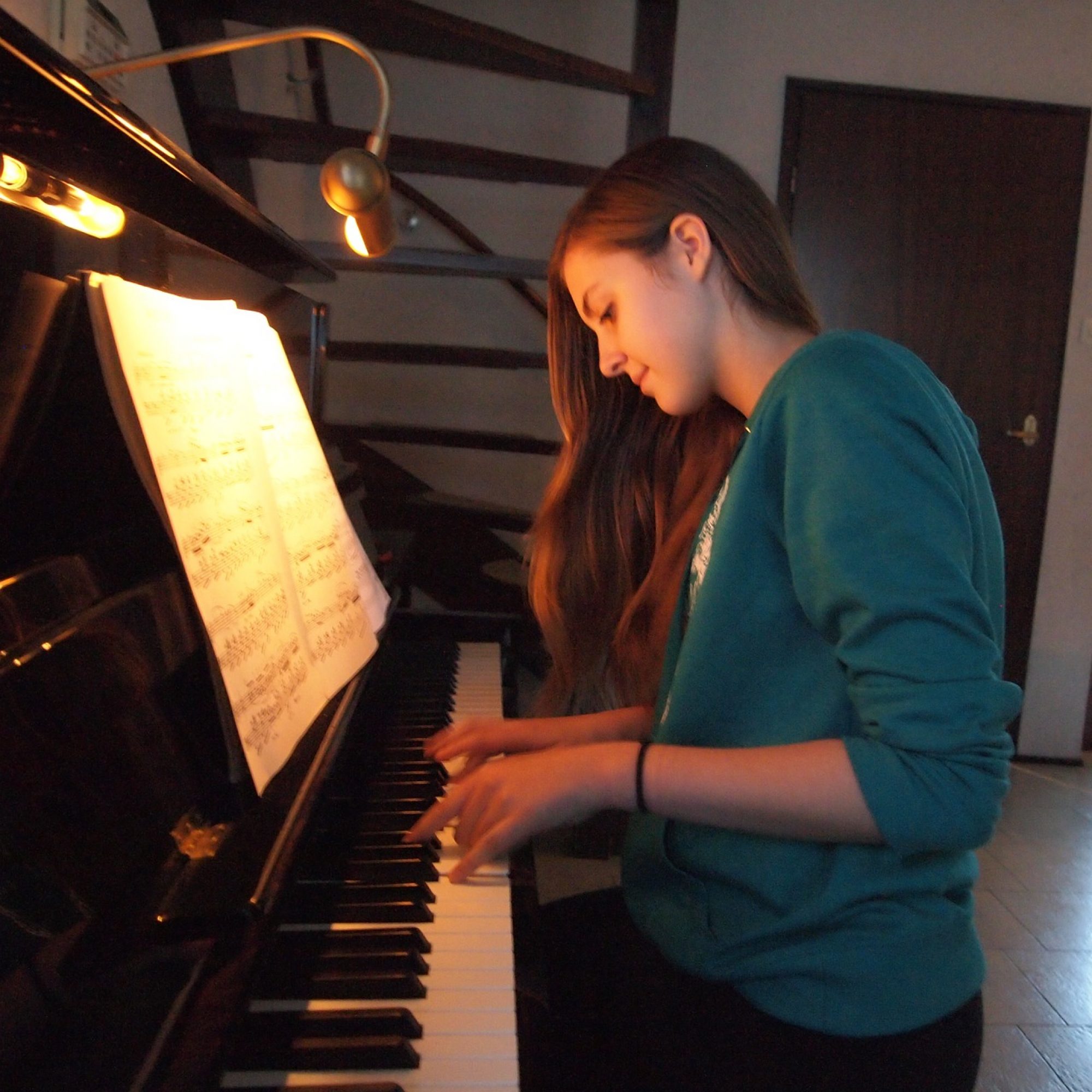 Emiko Hori Piano Lesson